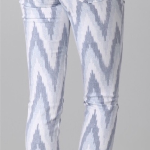 AG ~ Women’s The Stilt Cigarette Leg Denim Jeans IKAT pattern (Chevron) Size 28R - Picture 2 of 13